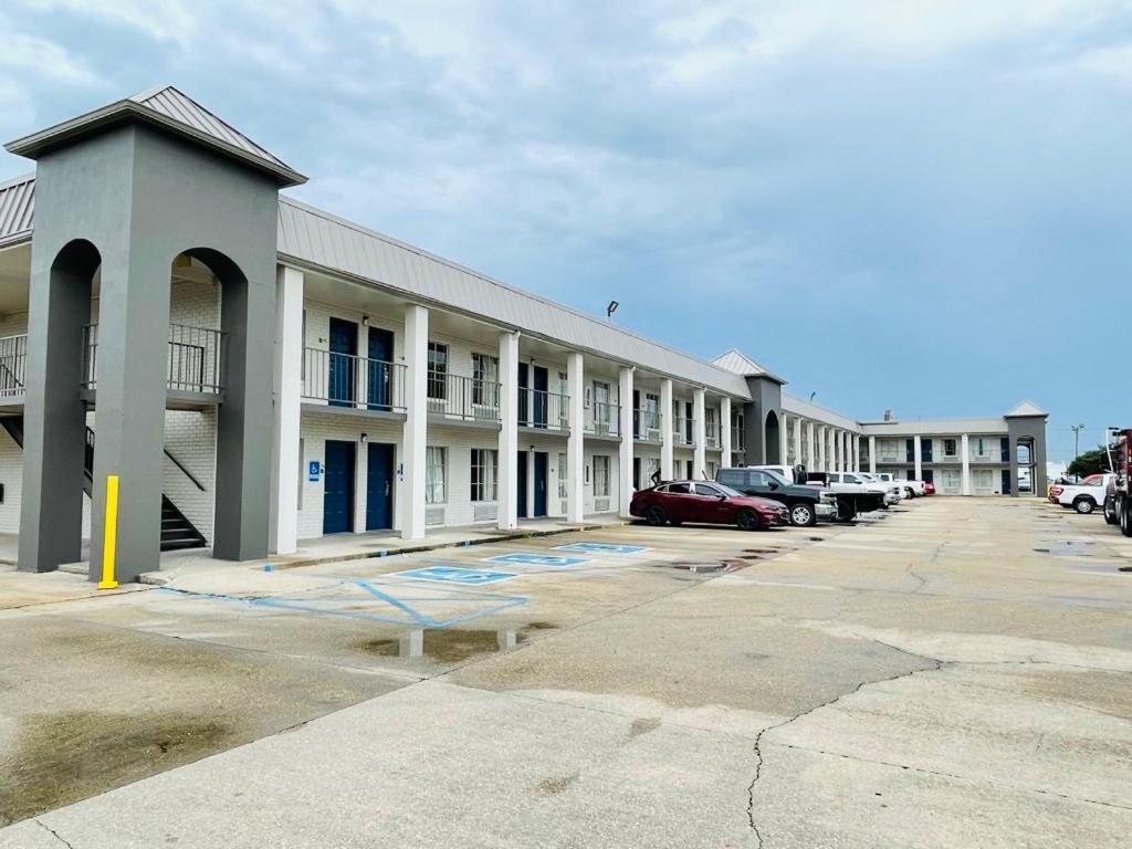 ซูเปอร์ 8 บาย วินด์แฮม นิวไอเบอเรีย Motel นิวไอเบเรีย ภายนอก รูปภาพ