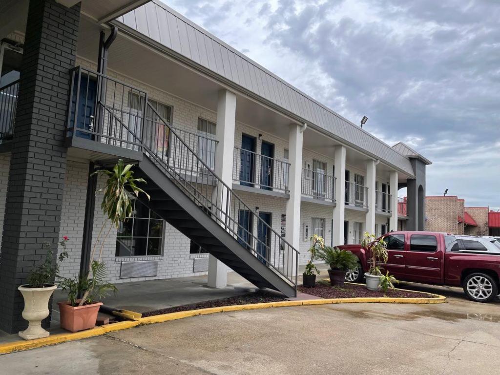 ซูเปอร์ 8 บาย วินด์แฮม นิวไอเบอเรีย Motel นิวไอเบเรีย ภายนอก รูปภาพ