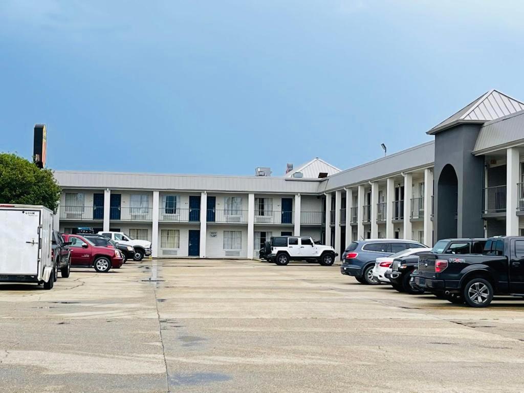 ซูเปอร์ 8 บาย วินด์แฮม นิวไอเบอเรีย Motel นิวไอเบเรีย ภายนอก รูปภาพ